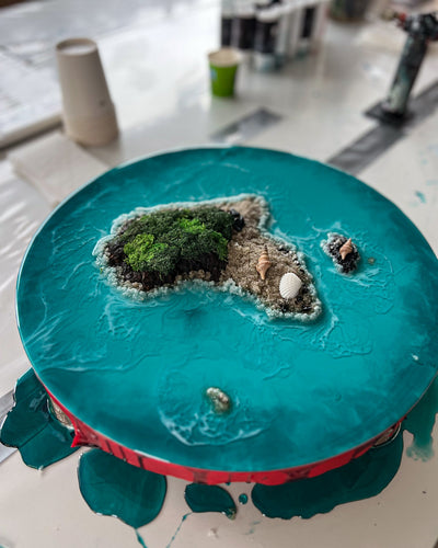 EPOXIGYANTA WORKSHOP (tenger,óra,kép,torta állvány, tálca)-2026.07.25. 11.00-17.00 — galéria 3